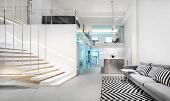 躍層辦公室與單層相比在裝修設計上有什么不同？