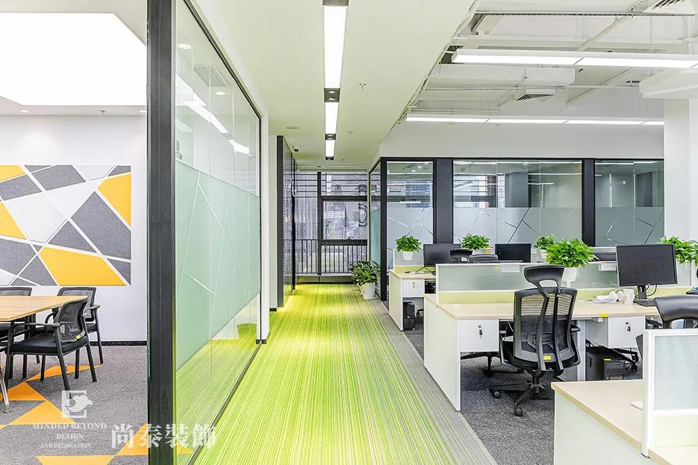 金融科技公司開放辦公區(qū)設(shè)計(jì)裝修實(shí)景圖