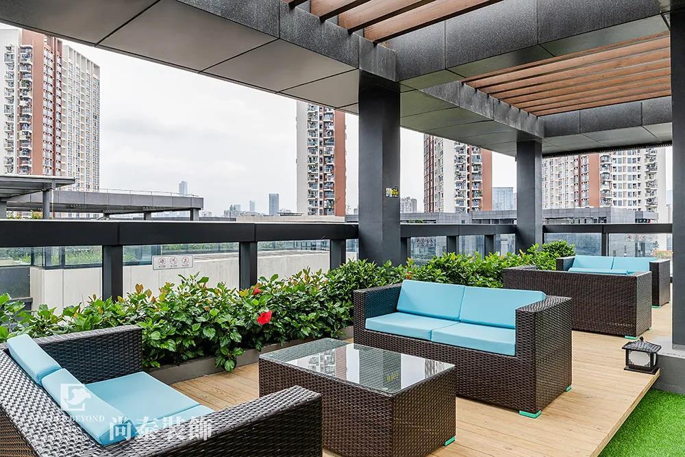 金融科技公司休閑區(qū)設(shè)計(jì)裝修實(shí)景圖