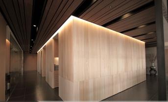 深圳辦公室裝修案例：和家一樣舒適！善用建材打造樸質(zhì)內(nèi)斂的辦公室